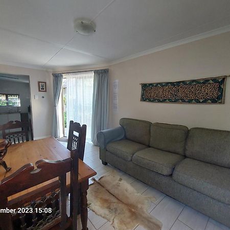 Bed and Breakfast Field's Rest Port Elizabeth Exterior foto